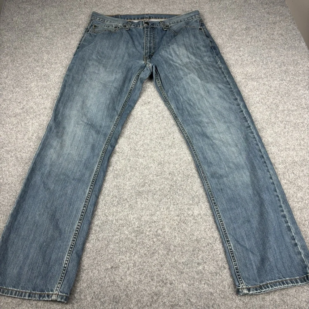 Levi's 559 Jeans Mens 36x34 Relaxed‎ Straight Medium Wash Classic Blue Denim EUC